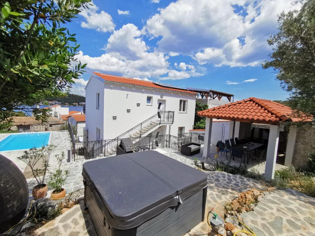 Tisno Resort Exteriér fotografie